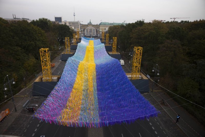http://s19.directupload.net/images/user/191110/9onga8h2.jpg