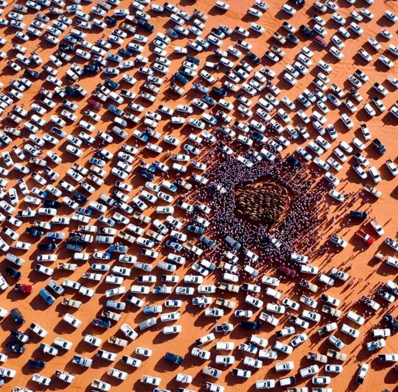 http://s19.directupload.net/images/user/200220/4evng43b.jpg