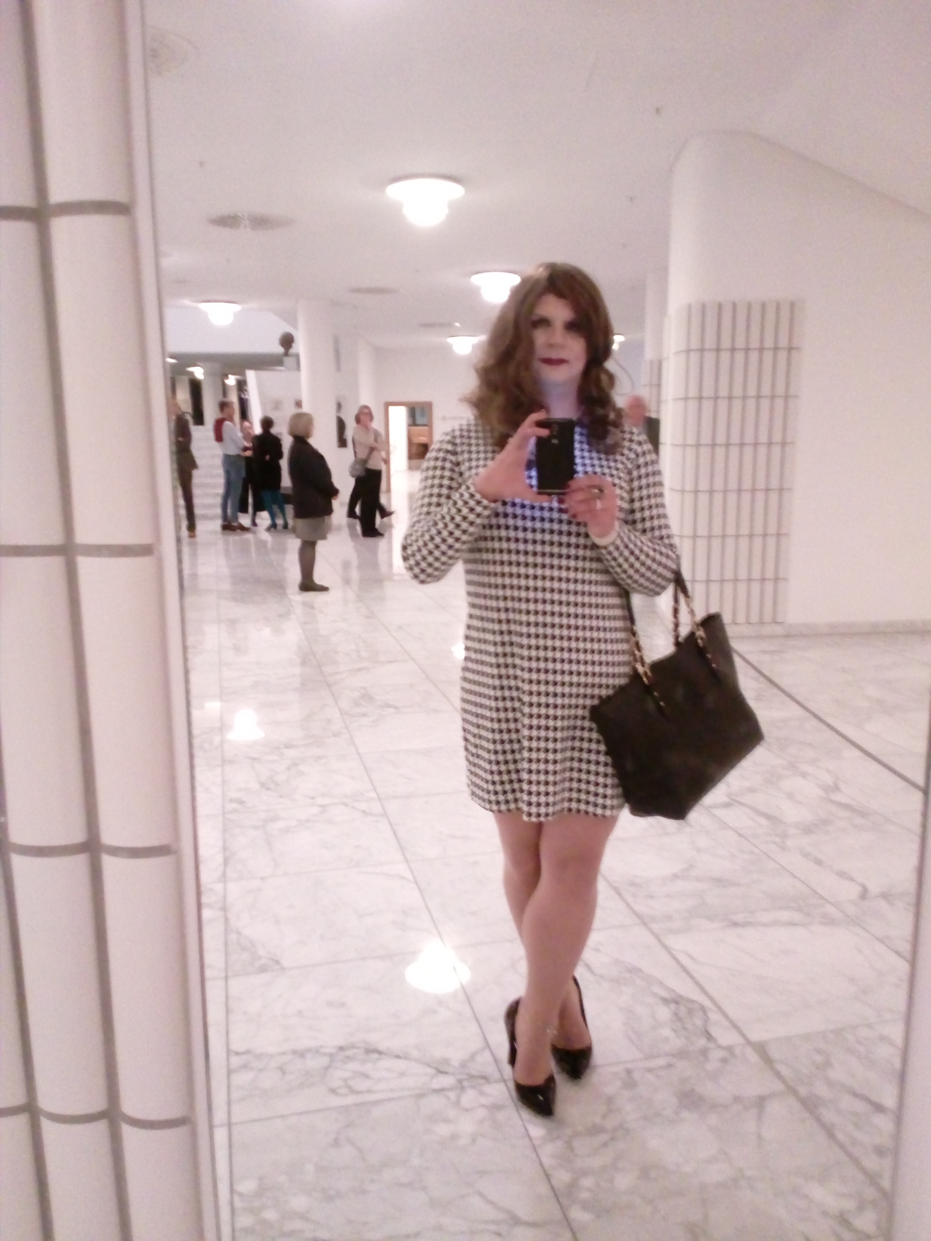 Externes Bild, es gelten die Datenschutz- und Nutzungsbestimmungen der ausgewählten Seite.