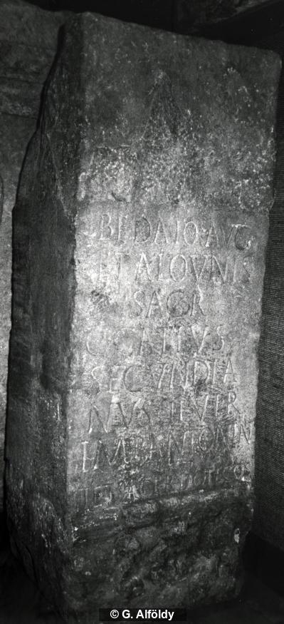 Übersetzungen alter Lateinischer Inschriften - Seite 6 Qkcebyil