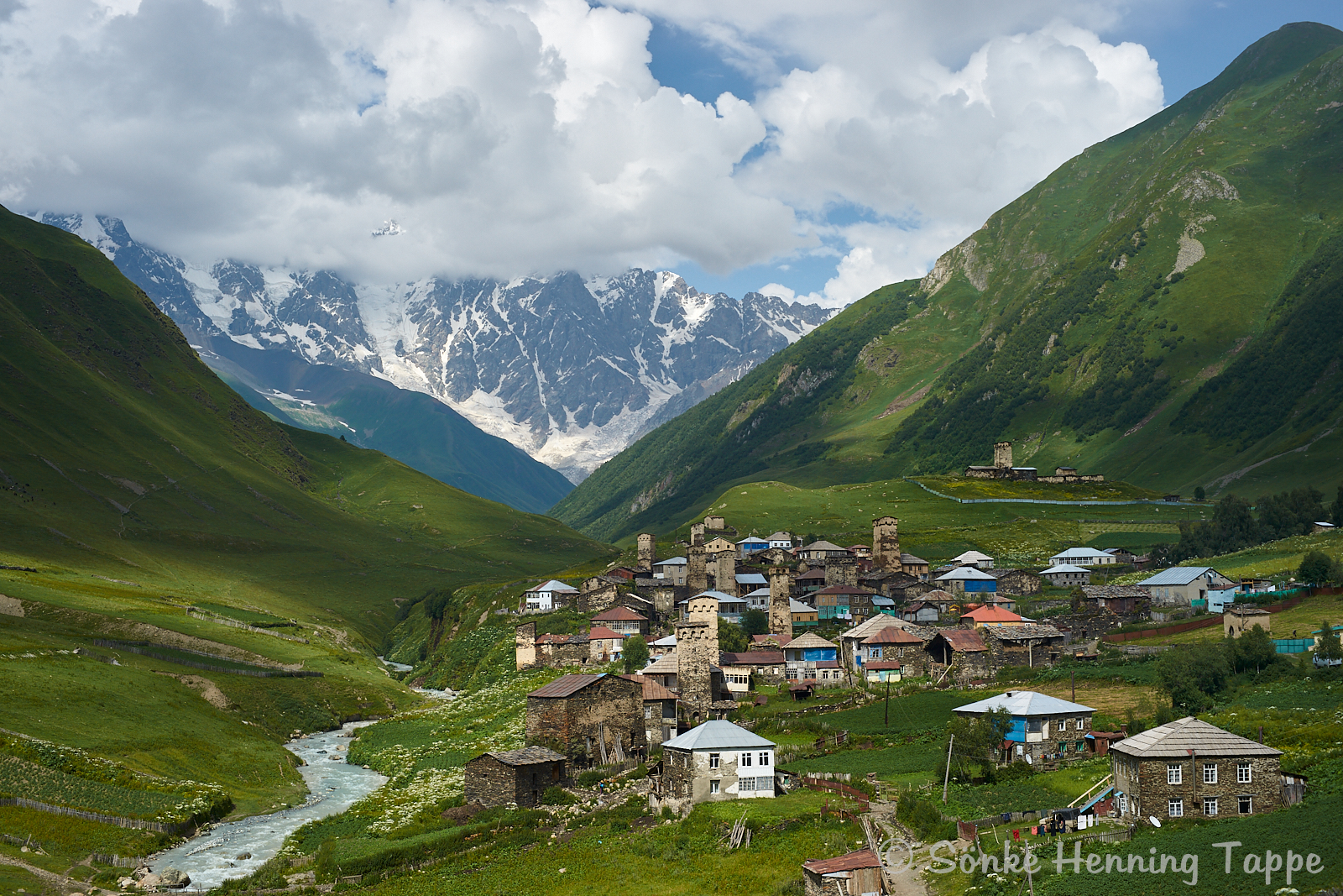 Сайт georgia. Сванетия Грузия. Ушгули Сванетия. Грузия природа Сванетия. Сванетия ЮНЕСКО.